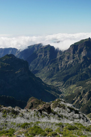 Etendue de montagnes du centre de l'île de Madère