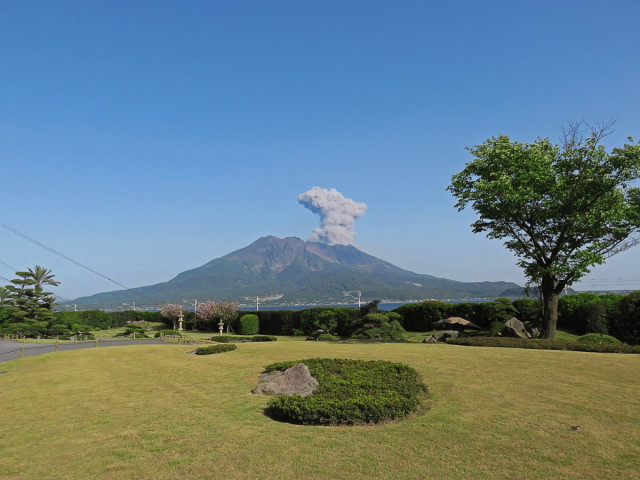 Le volcan Sakurajima en pleine action