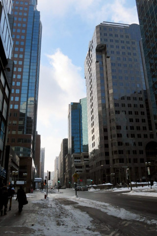 Rue Sainte-Catherine, une des rues commerçantes de Montréal